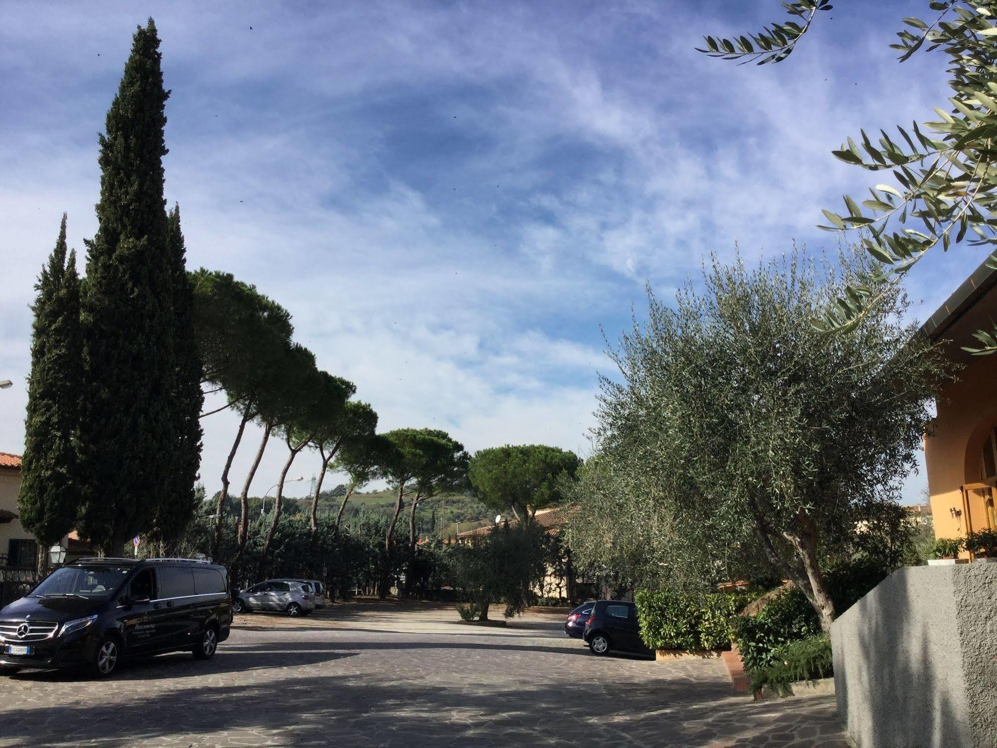 Hotel Hermitage Poggio a Caiano Kültér fotó